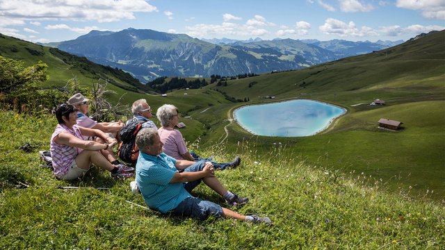 Hiking at the Speichersee, Adelboden-Lenk